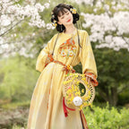 Chinesisches Hanfu Kleid Damen (Yuanlingpao Set) – Tang-Dynastie Hanfu Robe in Gelb mit Bestickung & Weiter Hose, Traditionelles Kostüm für Cosplay & Fotoshooting