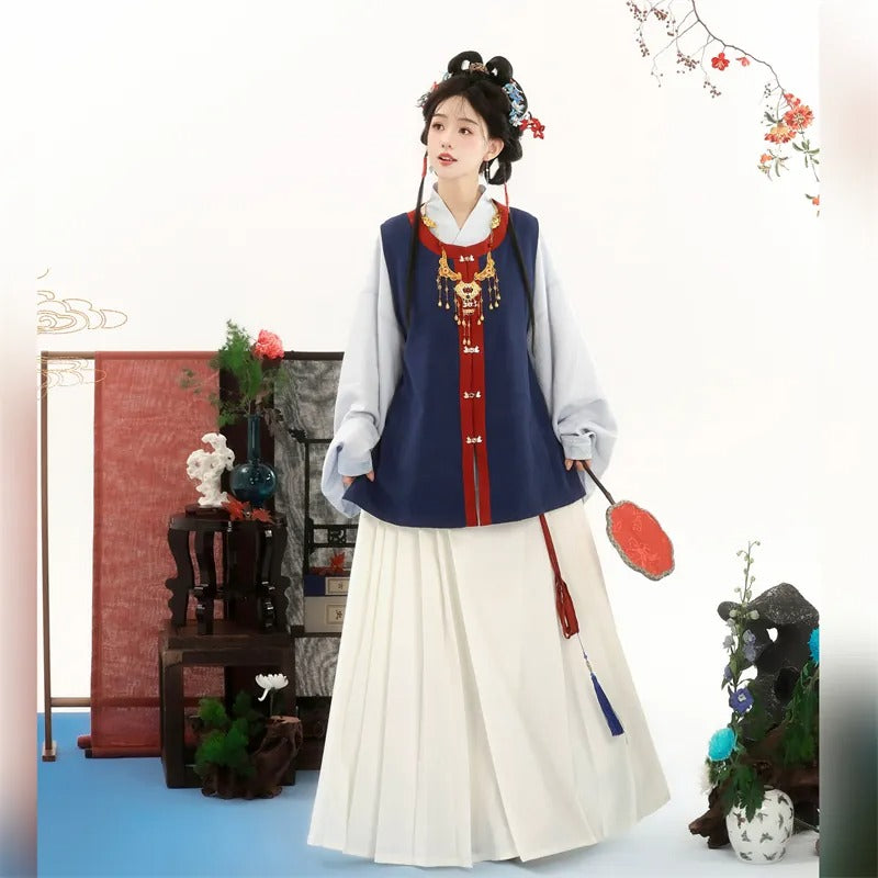 Ming-Dynastie Hanfu Set Damen – Dunkelblaue Bijia Weste mit Roter Borte, Weißes Liling Shan & Elegantes Mamianqun für Fotoshooting & Events