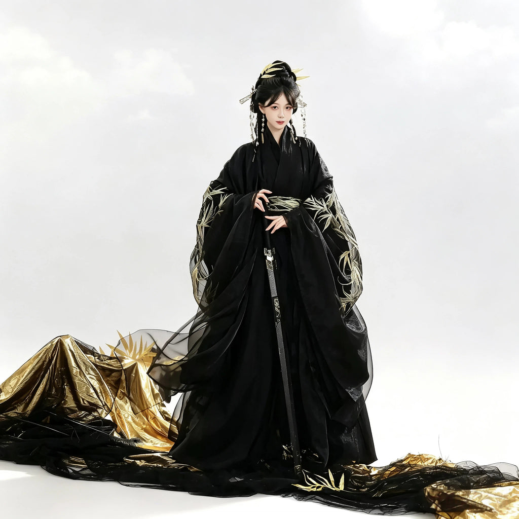 Black and gold Han-style Hanfu Quju robe with bamboo embroidery