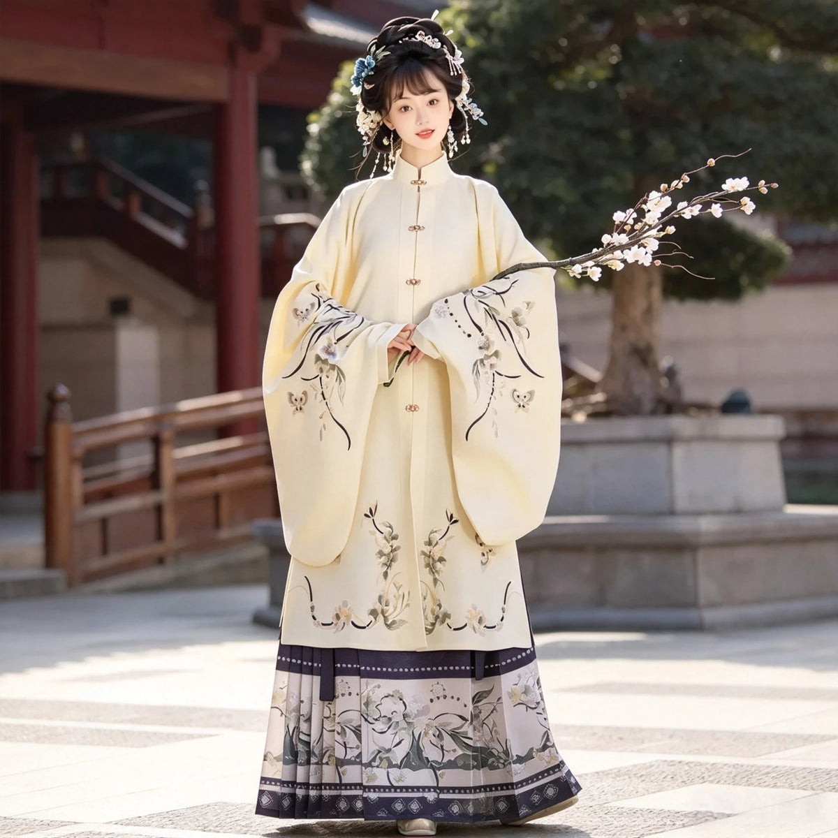 Butter yellow Changshan and navy blue Bijia vest for women's Hanfu